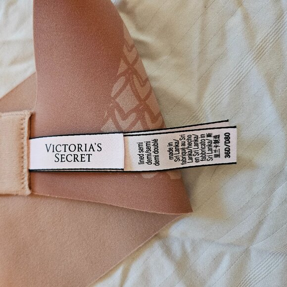 Victoria's Secret Semi Demi Bra 36D - Picture 2 of 3